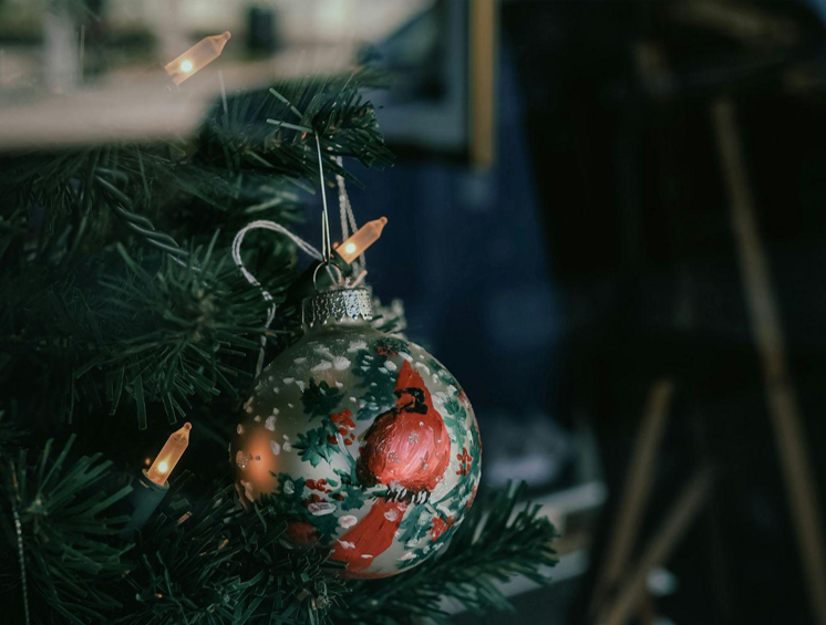 Unlit Christmas Stuff: A Guide to Decorating with a Twist